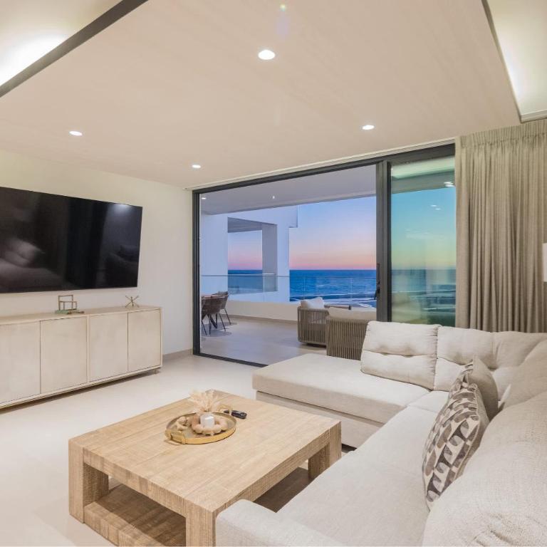 Beachfront Elegance at Las Palomas - Apartamento - 10