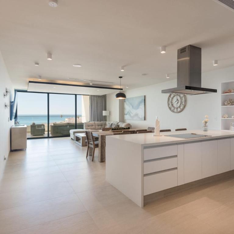Beachfront Elegance at Las Palomas - Apartamento - 15