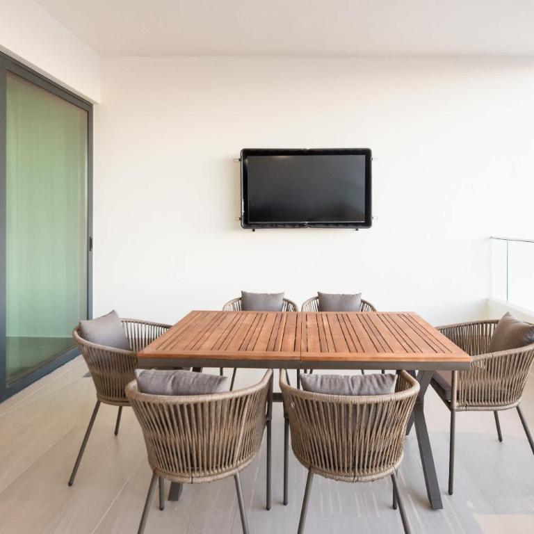 Beachfront Elegance at Las Palomas - Apartamento - 30