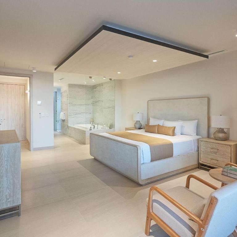 Beachfront Elegance at Las Palomas - Apartamento - 45