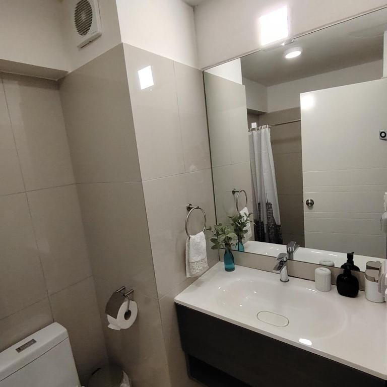 PENTHOUSE DÚPLEX piso1 único c PISCINA PRIVADA MIRAFLORES P República 5655 - Apartment - 77