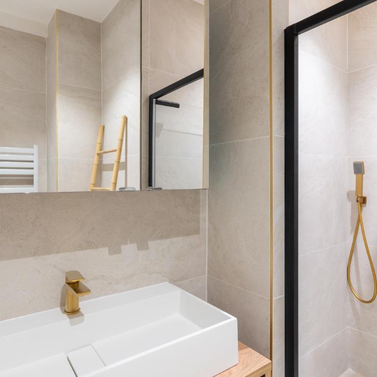 Newly renovated cosy apartment for 4 in Bastille - Appartement - 4