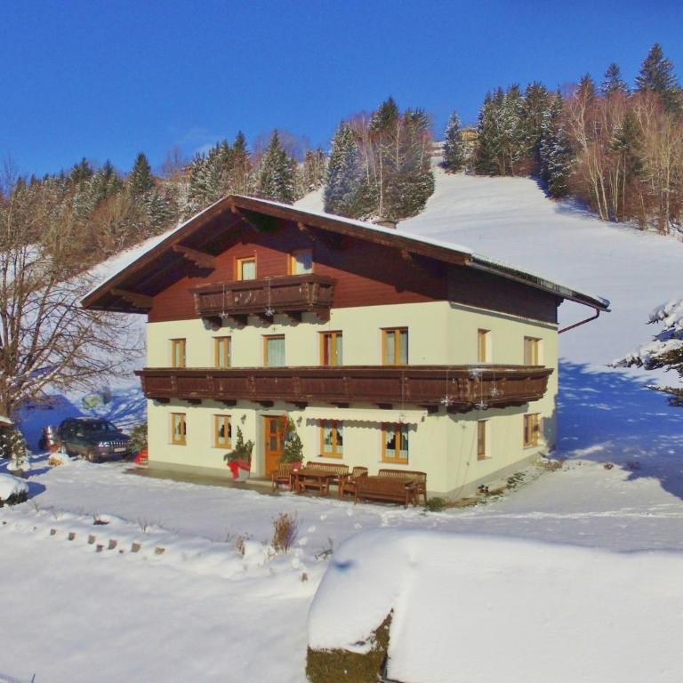 Apartment in Taxenbach near Ski Lift - Apartment mit 3 Schlafzimmern - 1