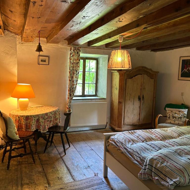 1690 Heritage Farmhouse-barn - Maison de Vacances - 1