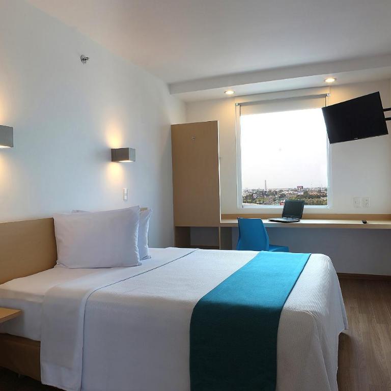 One Guadalajara Tapatio - Habitación Superior - 1 cama grande - 1