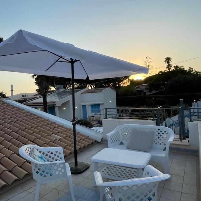 Villetta Fronte Mare con Giardino Privato - One-Bedroom House - 11
