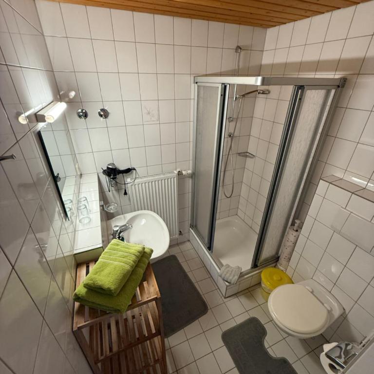 Haus am Waldrand - Doppelzimmer mit Balkon - 4