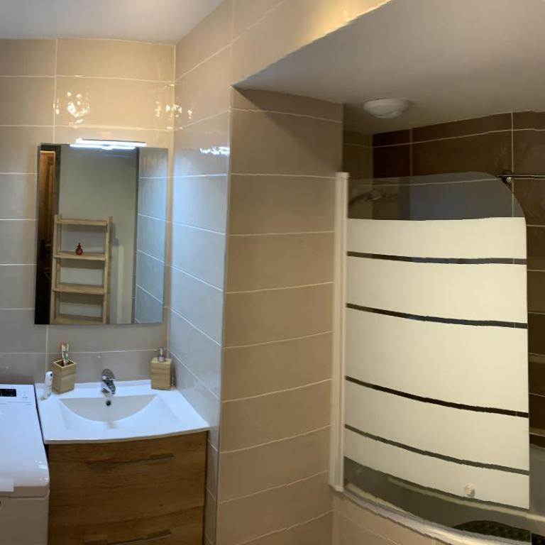 Les 7 laux immobilier chalet F - Appartement avec Balcon - 10