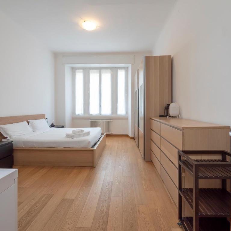 Xenia Milano - 3 rooms apt in Via Ugo Bassi 23 - Appartamento con 2 Camere da Letto - 3
