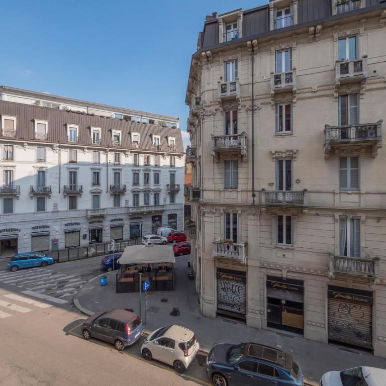 Xenia Milano - 3 rooms apt in Via Ugo Bassi 23 - Appartamento con 2 Camere da Letto - 23