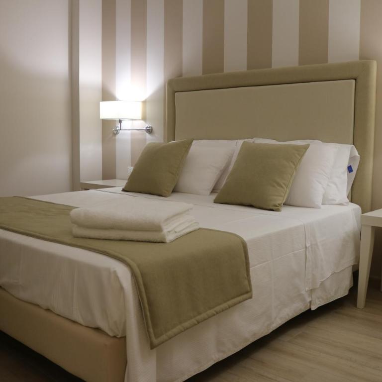 Eunice Bed and Breakfast - Camera Matrimoniale con Bagno Privato - 4