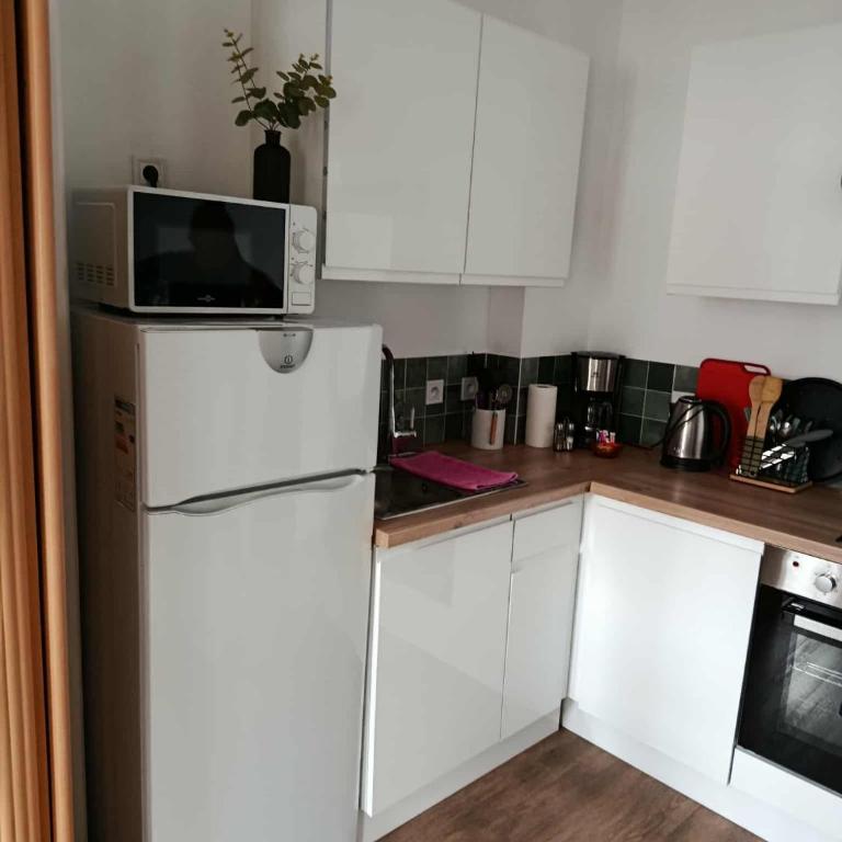 secteur plage Malo, Rénové, capacité 2 ou famille 4 personnes, Mezzanine pour les enfants - Apartment mit 1 Schlafzimmer - 8