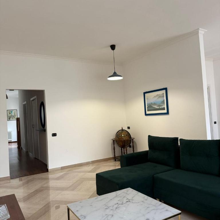 Blue Eyes HOWME - Two-Bedroom Apartment - 1