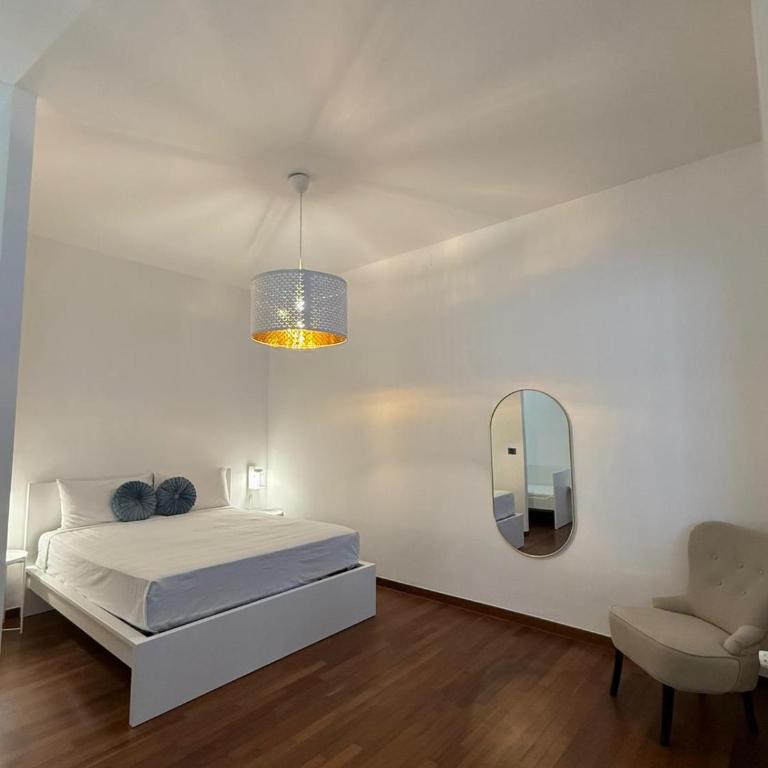 Blue Eyes HOWME - Two-Bedroom Apartment - 6
