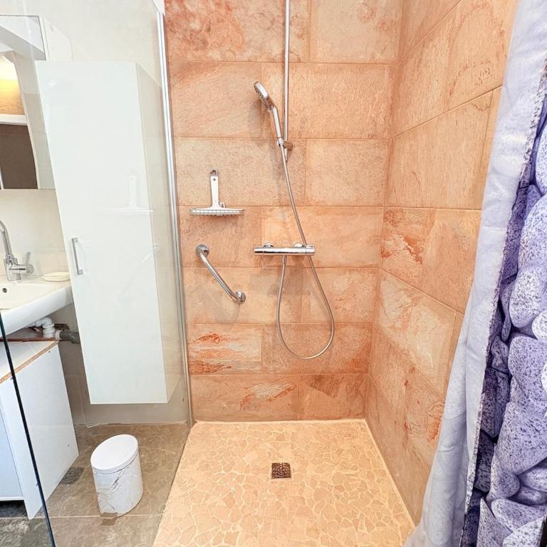Anglet - T3 en duplex récemment rénové - Apartment mit 2 Schlafzimmern - 12