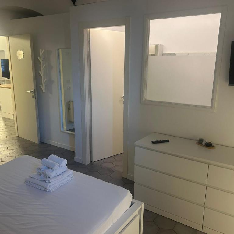 Affittacamere Archivolto del Teatro - Habitación Superior con cama extragrande - 5