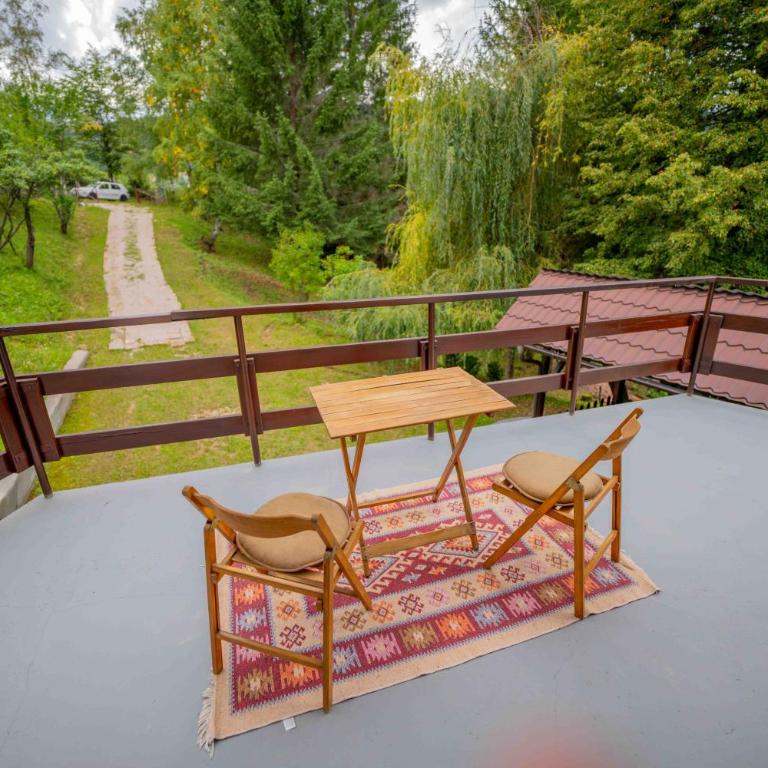 Borovac mountain escape - Two-Bedroom House - 13