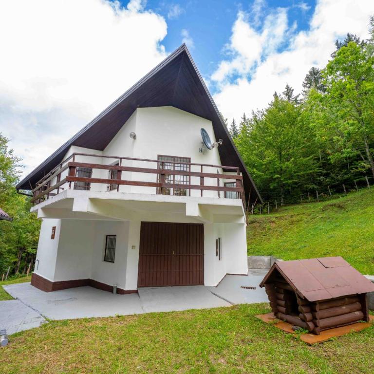 Borovac mountain escape - Two-Bedroom House - 23