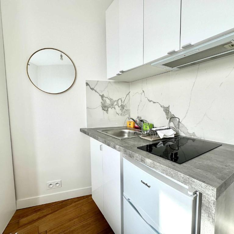 New 355 Suite Celine- Cosy Apartment Paris Center - Studio - 4