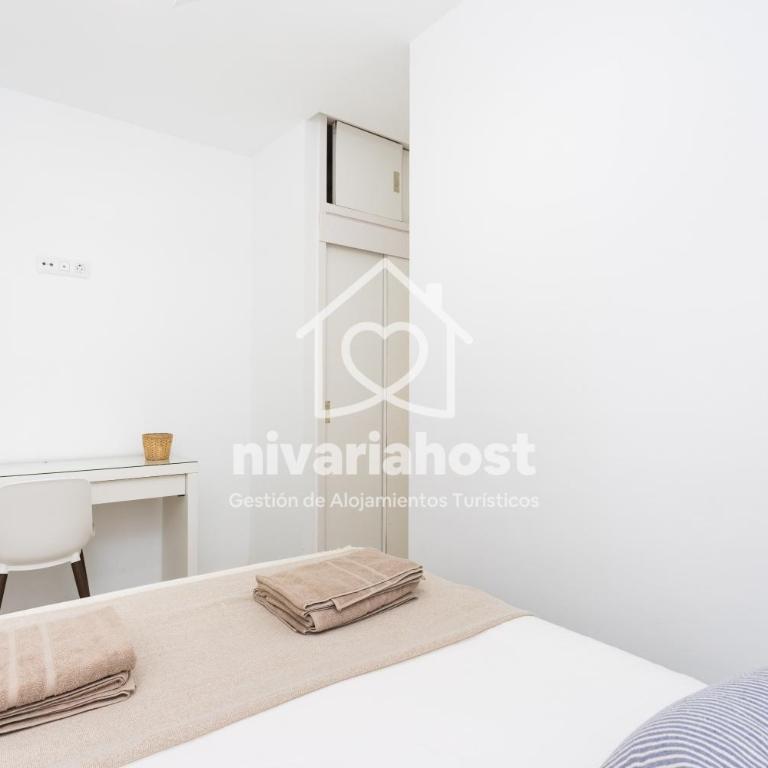 Private Pool Villa, Bellavista by Nivariahost - Villa - 22