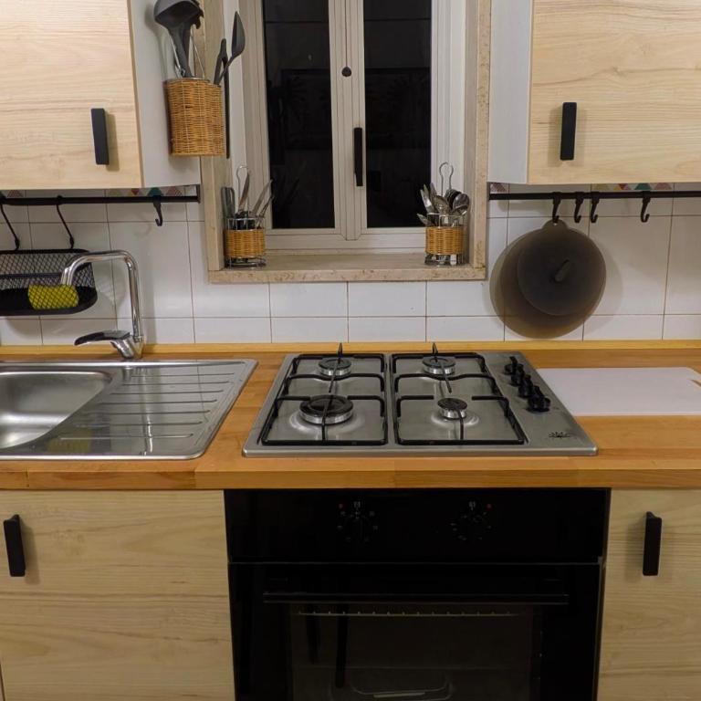 Eagle & Dolphin Holiday Home - Two-Bedroom Apartment - 23