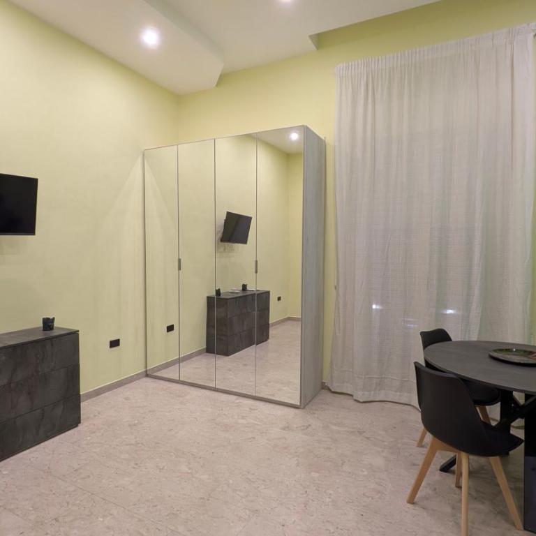 Eagle & Dolphin Holiday Home - Two-Bedroom Apartment - 27