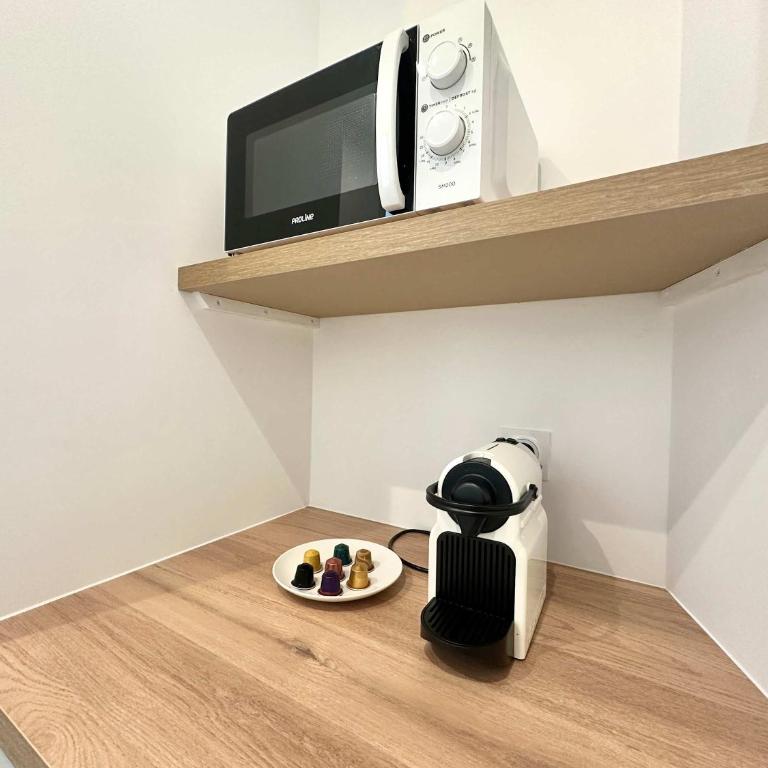 New 411 Suite Charles- Cosy Apartment Paris Center - Studio - 8