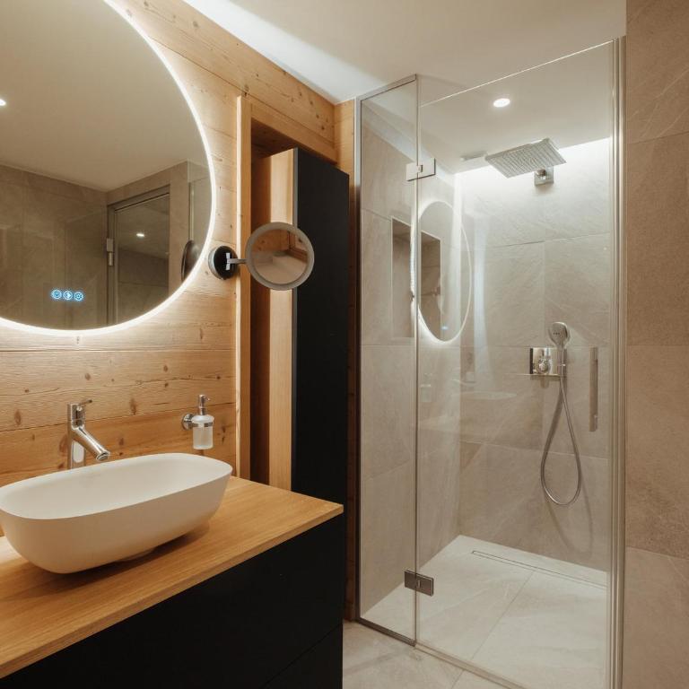 Chalet 5★, 10 pers, spa extérieur & sauna, à 230m des pistes - FR-1-304-282 - Chalet - 14