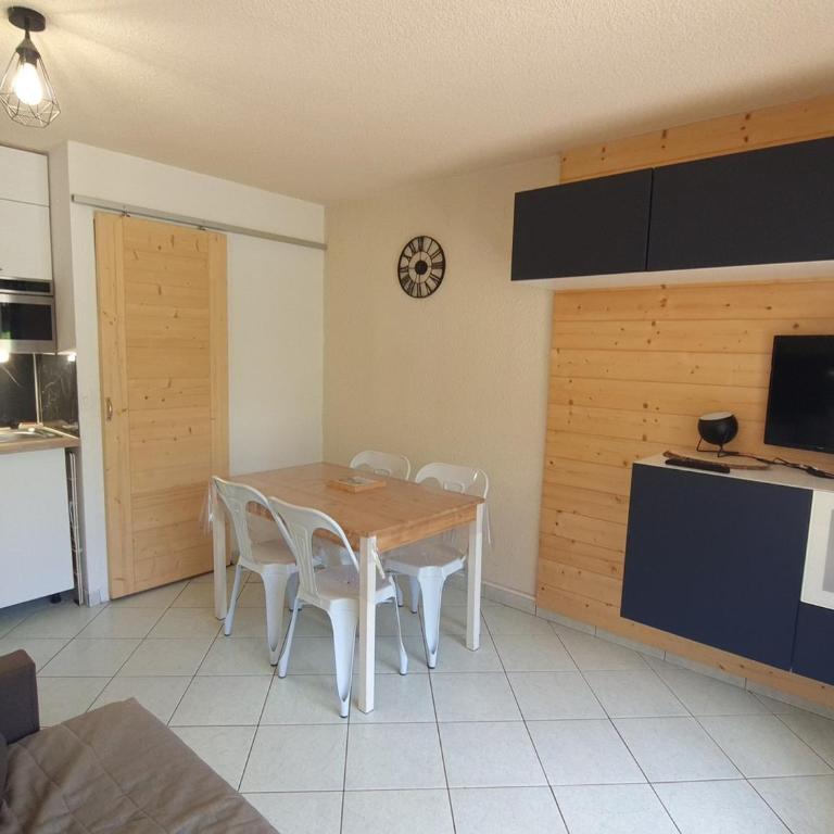 Charmant studio avec terrasse et WIFI à La Clusaz - FR-1-459-64 - Studio - 1