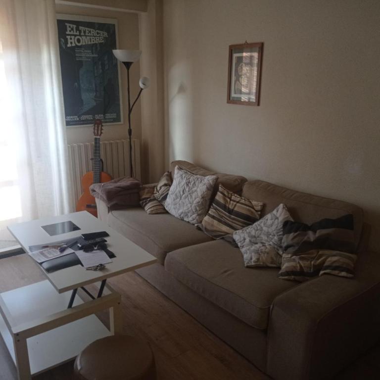 Junto Plaza del Pilar - Apartamento de 2 dormitorios - 3