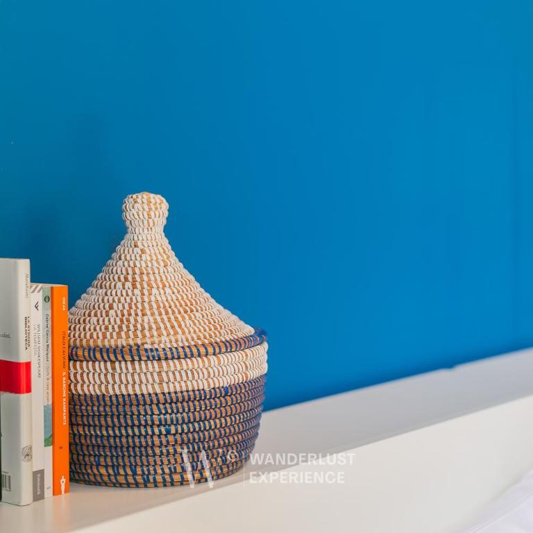 Wanderlust Experience Deco House - Appartamento con 2 Camere da Letto e Balcone - 32