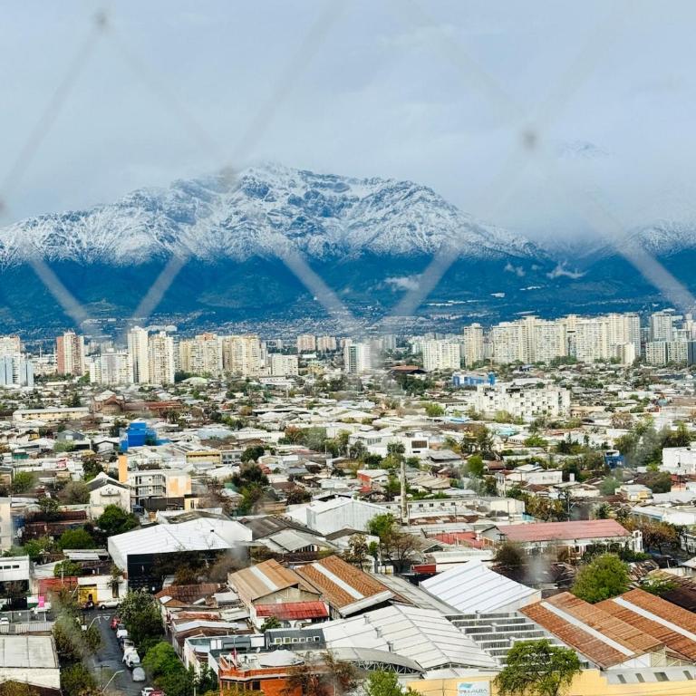 Moderno 3 dormitorios, cerca Movistar arena, Estadio Nacional, Fantasilandia, parking arriendo diario, cocina completa - Three-Bedroom Apartment - 5