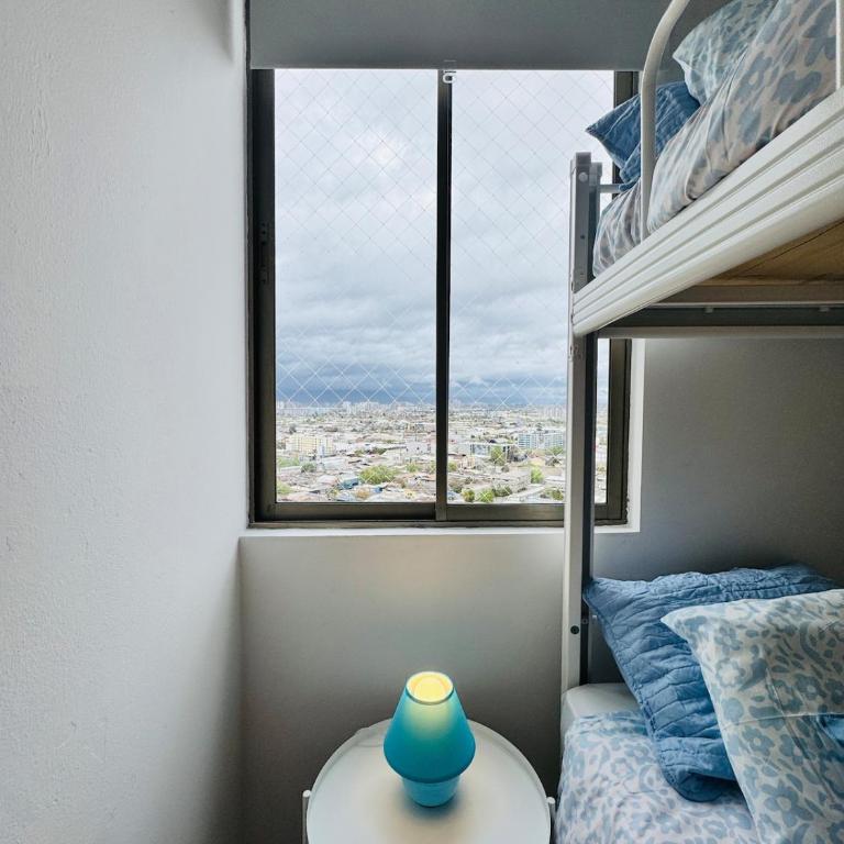 Moderno 3 dormitorios, cerca Movistar arena, Estadio Nacional, Fantasilandia, parking arriendo diario, cocina completa - Three-Bedroom Apartment - 10