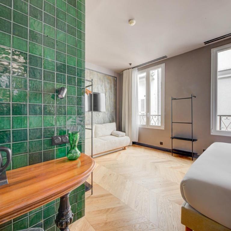 Hôtel Maât Batignolles - Camera Tripla Classic - 17