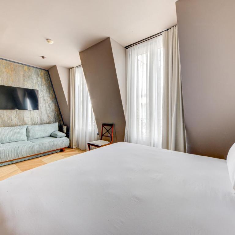 Hôtel Maât Batignolles - Camera Tripla Classic - 10