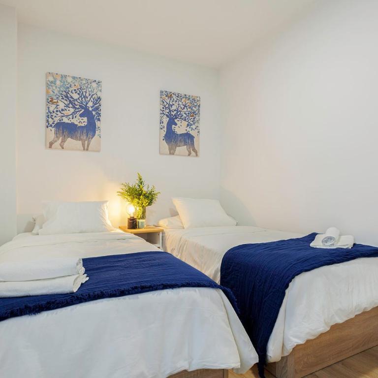 The Best of Madrid - Two-Bedroom Apartment - 5