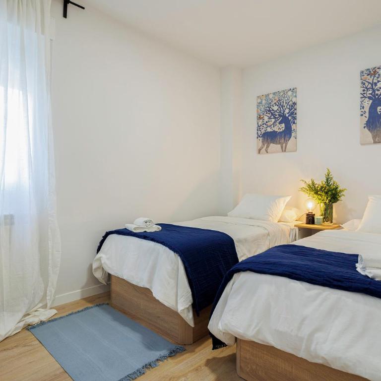The Best of Madrid - Two-Bedroom Apartment - 12
