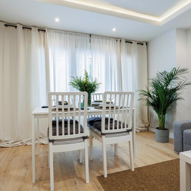 The Best of Madrid - Two-Bedroom Apartment - 14