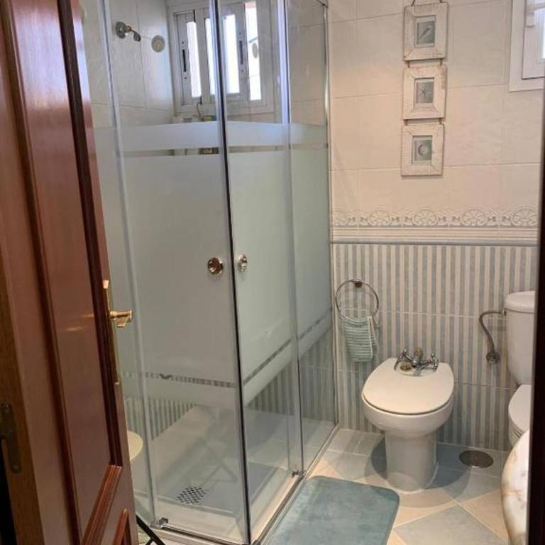 Apartamento Fuengirola Beach Vistas al Mar - Two-Bedroom Apartment with Balcony and Terrace - 15
