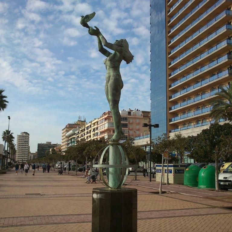 Apartamento Fuengirola Beach Vistas al Mar - Two-Bedroom Apartment with Balcony and Terrace - 18