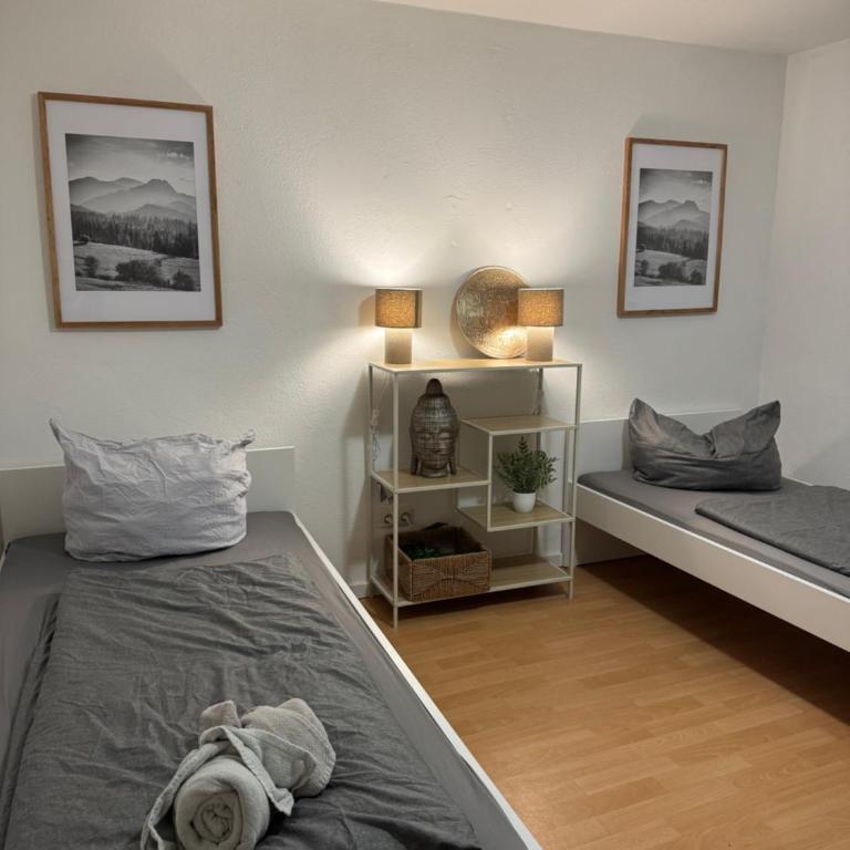 Sleep & Stay - Habitación Doble Estándar con baño compartido - 3