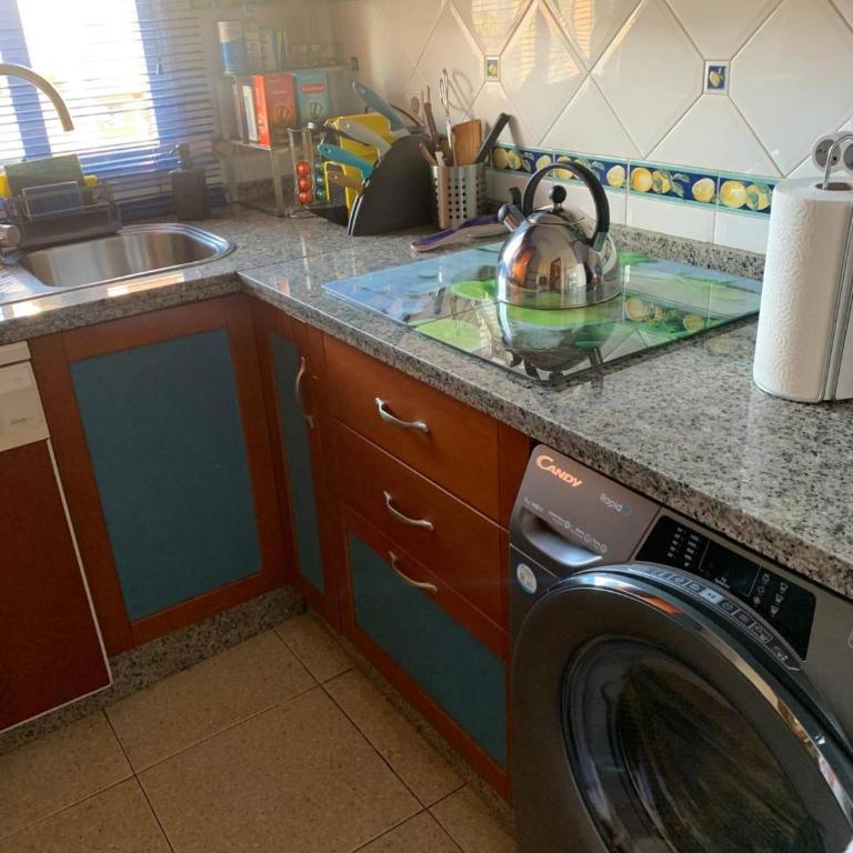 Apartamento Fuengirola Beach Vistas al Mar - Two-Bedroom Apartment with Balcony and Terrace - 20