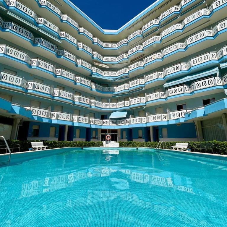 Beachfront flat with sea view - Appartamento - 8