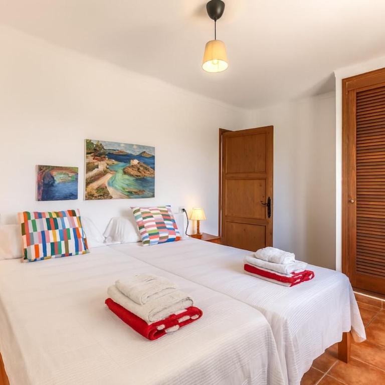 Villa Roma with pool and mountain views - Casa de 3 dormitorios - 10