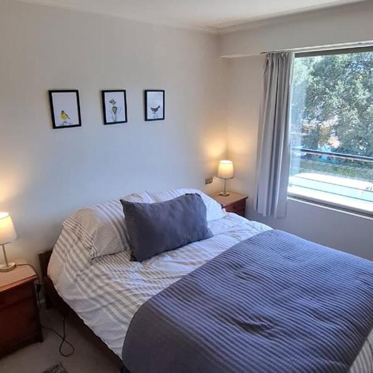Departamento a una cuadra del centro, casino y del lago - Two-Bedroom Apartment - 2