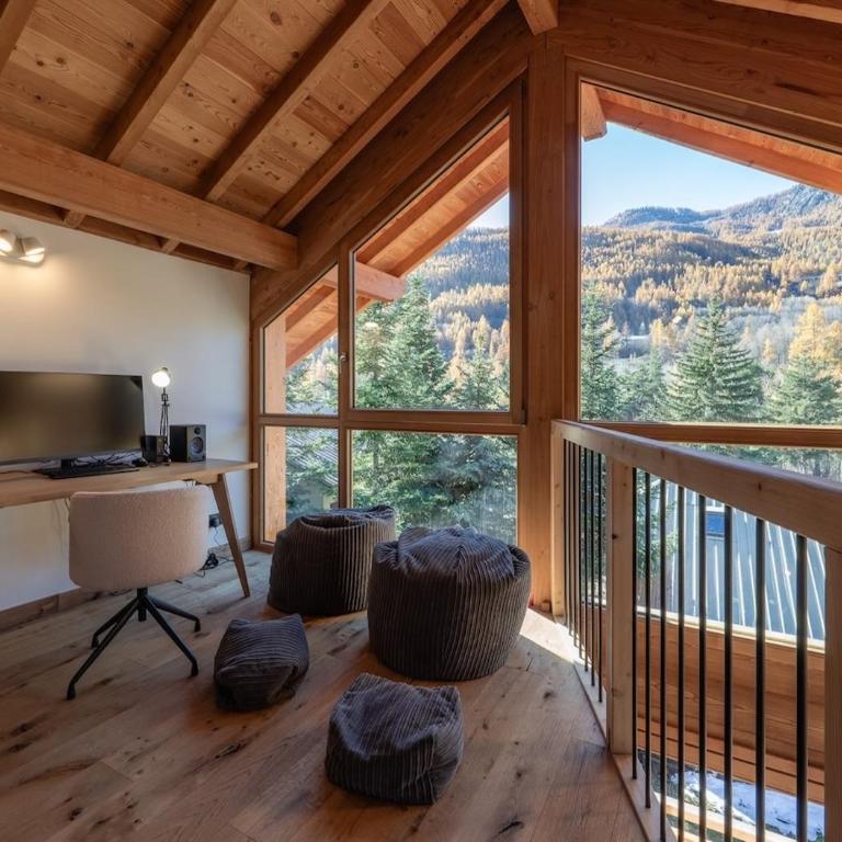 Chalet Le Refuge Luxe Authenticité à 200 m télécabine L Aravet Serre Chevalier - Chalet - 26