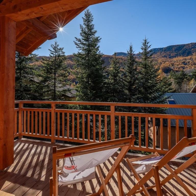 Chalet Le Refuge Luxe Authenticité à 200 m télécabine L Aravet Serre Chevalier - Chalet - 37