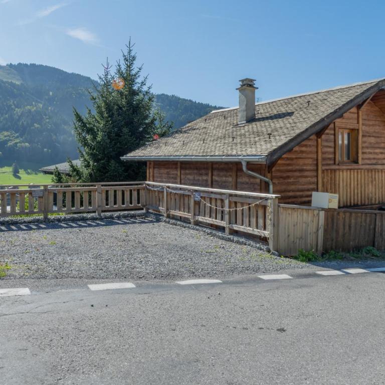 Gentianes Chalet - Snow and Trek - Morzine - Three-Bedroom Apartment with Mountain View - 39