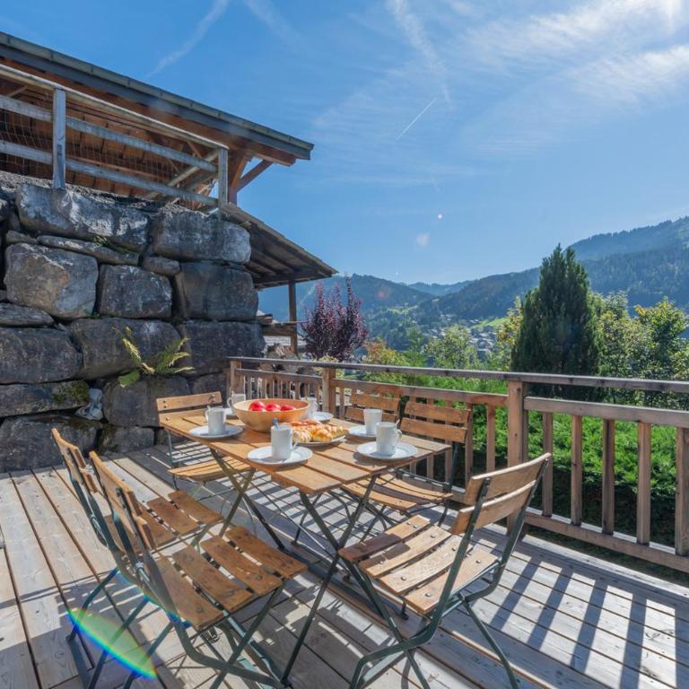 Gentianes Chalet - Snow and Trek - Morzine - Three-Bedroom Apartment with Mountain View - 20