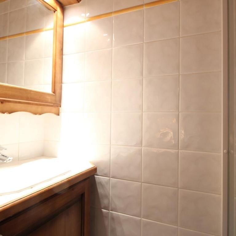 Chalet 4 pièces + mezzanine, 8 pers, WiFi, parking, proche spa, arrêt ski-bus - FR-1-572-112 - Apartment (8 Adults) - 7